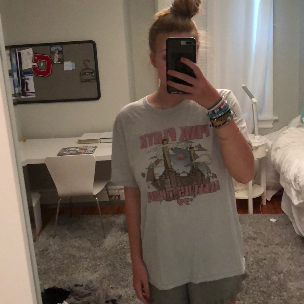 Pink sloth animals tour T-shirt